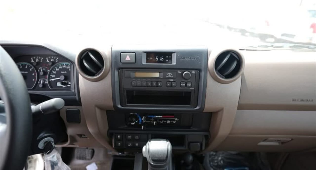 2023 Toyota Land Cruiser 78 Series 4.2L Hardtop - Image 5
