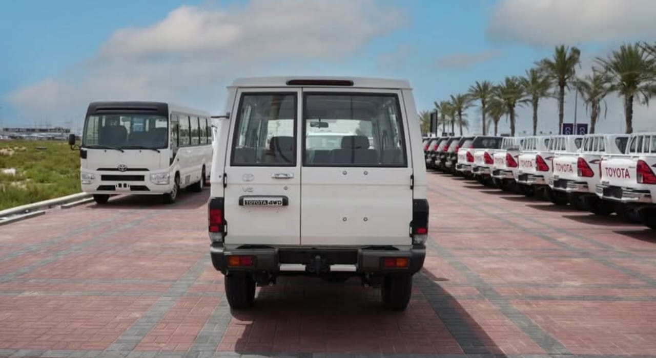 2023 Toyota Land Cruiser 78 Series 4.2L Hardtop - Image 4