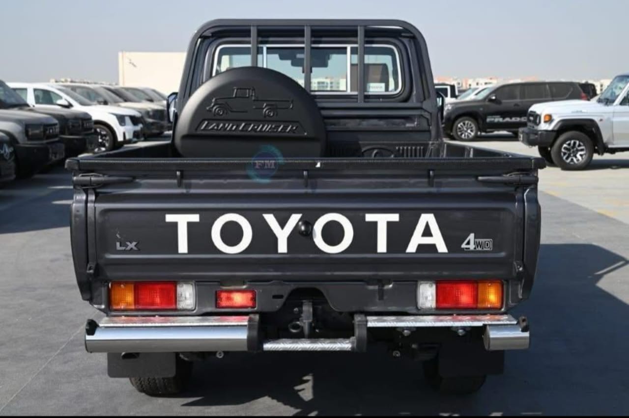 2024 Toyota Land cruiser Pick-up - Image 7