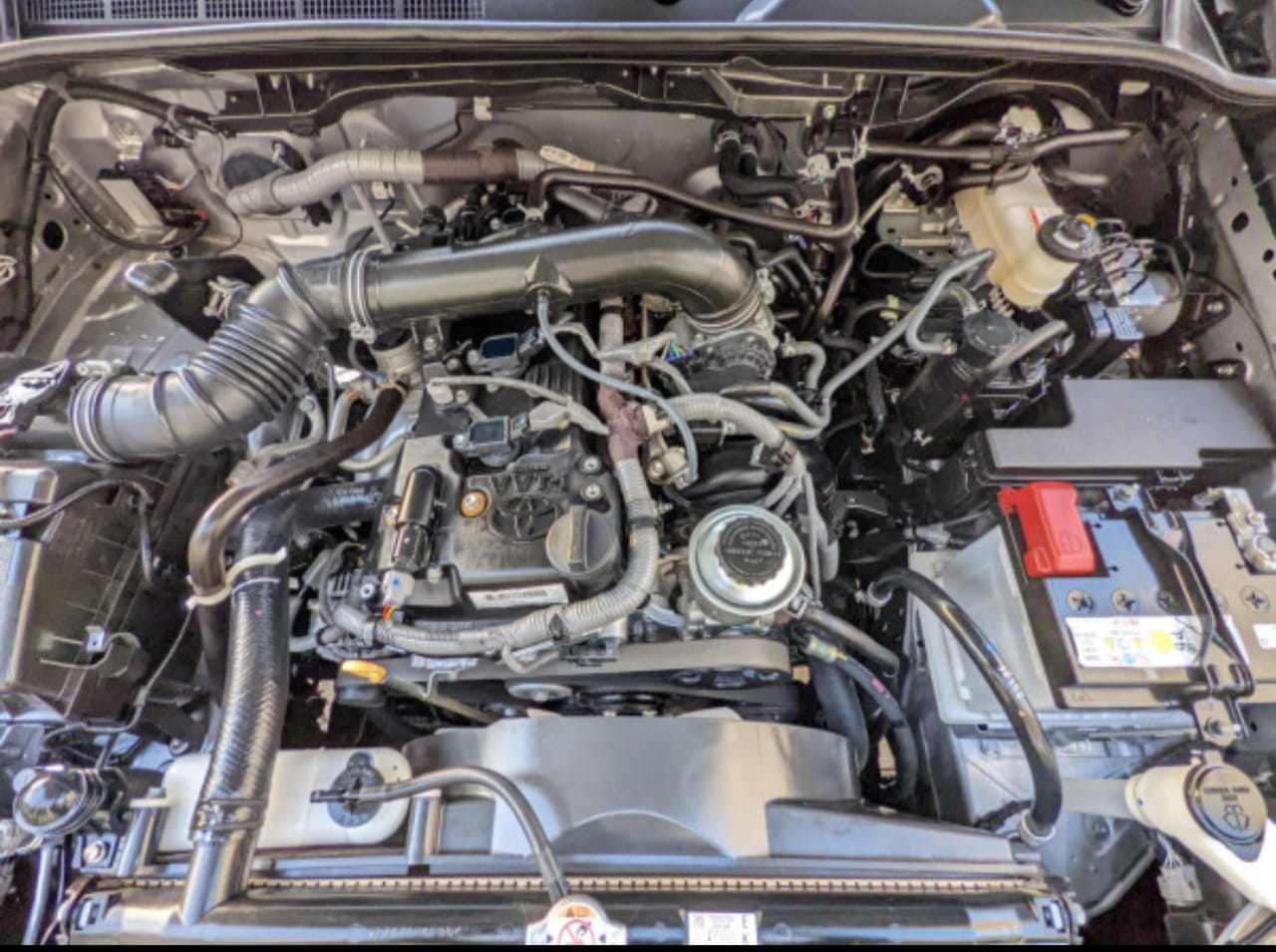 Toyota Fortuner 2023 - Image 2